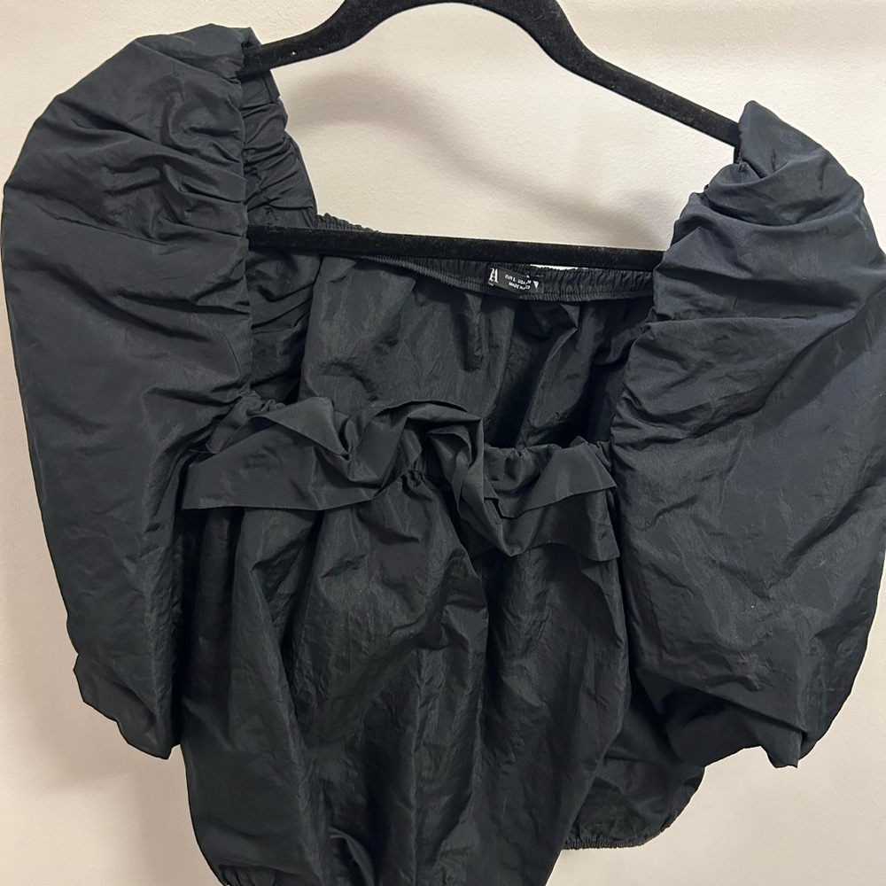 Zara Bubble Sleeve Crop Top